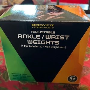 Body fit sport authority Adjustable Ankle/Wrist weights  20 bars included strap